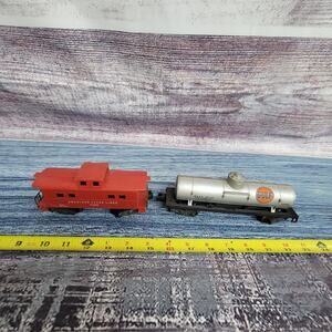 Vintage S Gauge train cars 3 pieces total caboose, gulf tanker, & Gondola Parts